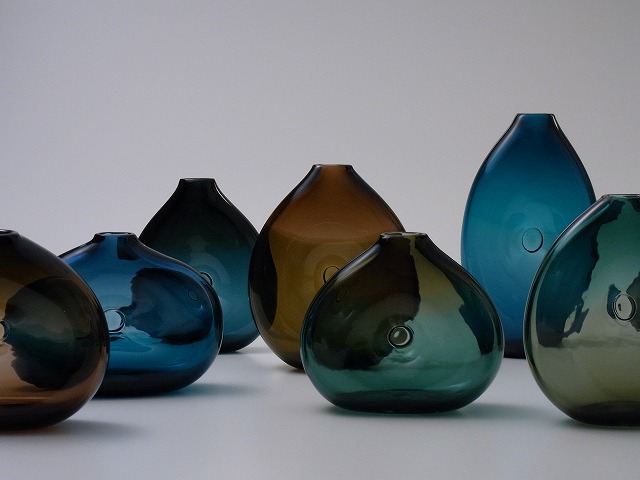 作家紹介｜視る。触れる。体験する。そうして、ガラスに逢う。富山