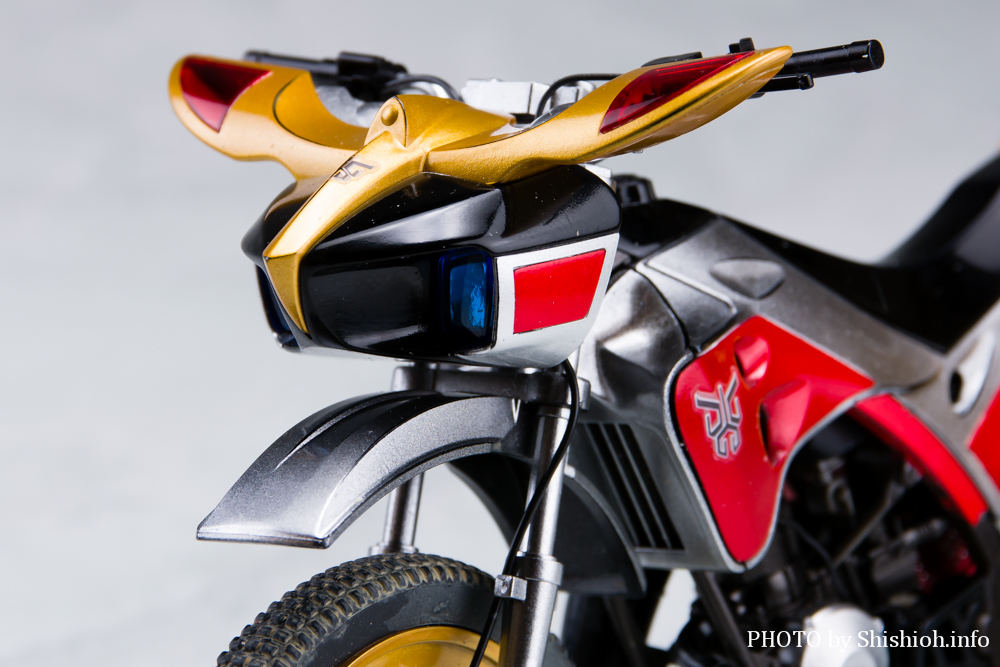 徹底レビュー】Figure-rise Standard トライチェイサー2000