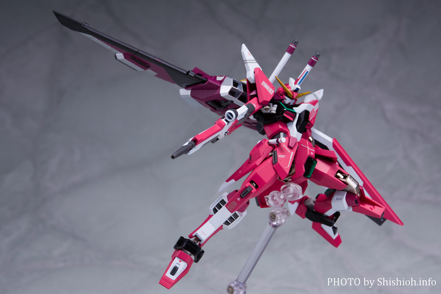 インフィニットジャスティスガンダム弐式メタルロボット魂