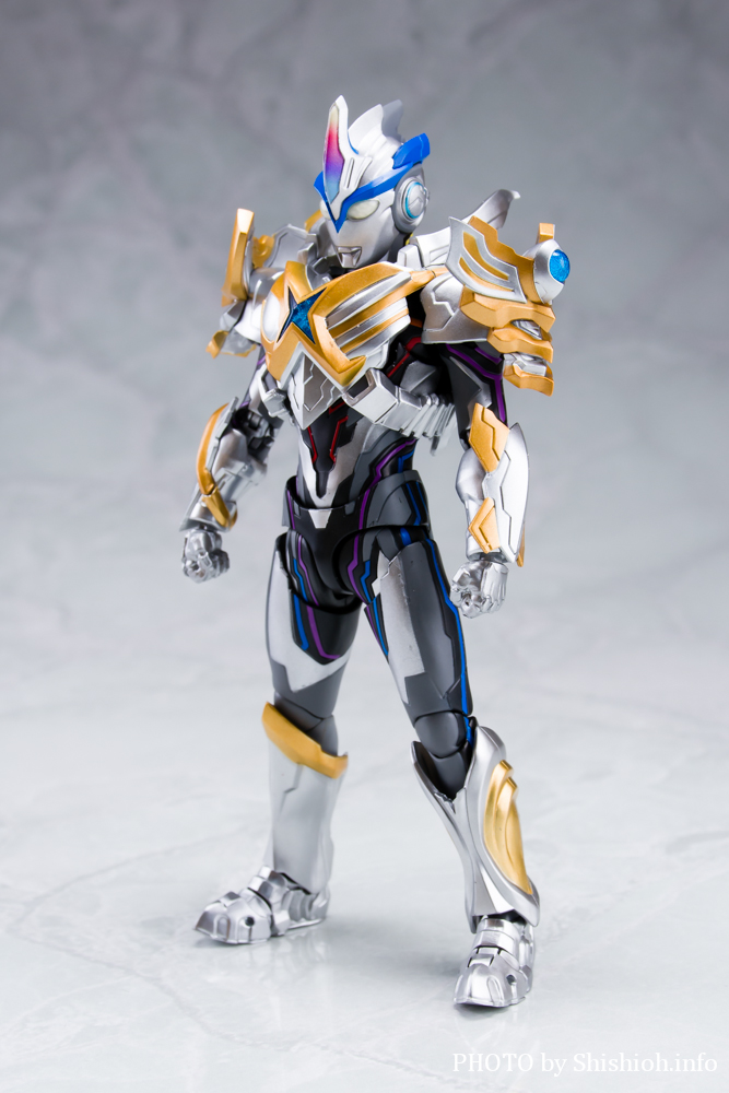 S.H.フィギュアーツ エクシードX ベータスパークアーマー ウルトラマン