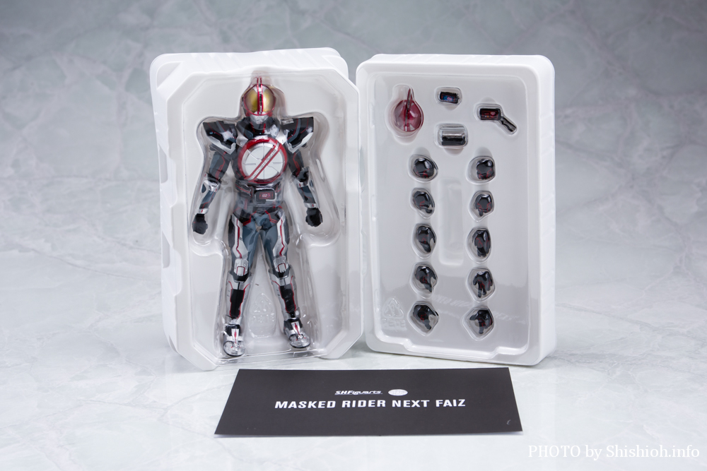 真骨頂ネクストファイズ・アクセルフォーム S.H.Figuarts乾巧 真骨頂