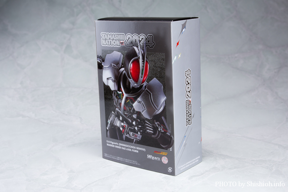 S.H.Figuarts（真骨彫製法） 仮面ライダーファイズ アクセルフォーム