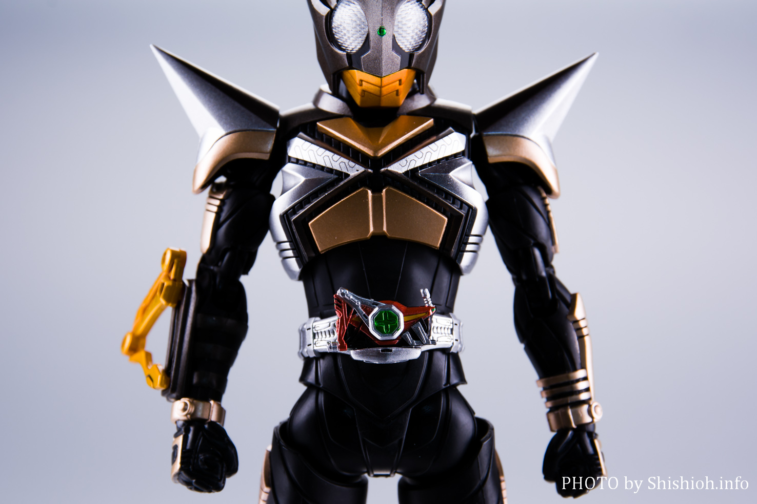 S.H.Figuarts真骨彫仮面ライダーパンチホッパー&キックホッパーセット