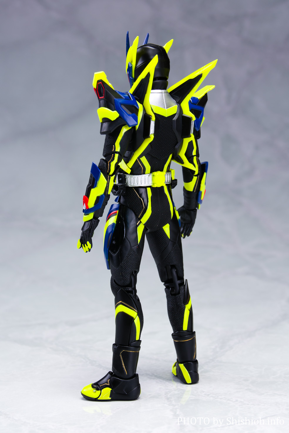 S.H.Figuarts仮面ライダーゼロワンシャイニングアサルトホッパー