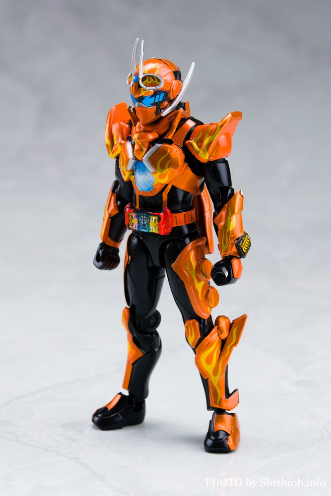 新品 S.H.フィギュアーツ 仮面ライダーファイヤーガッチャードデイ