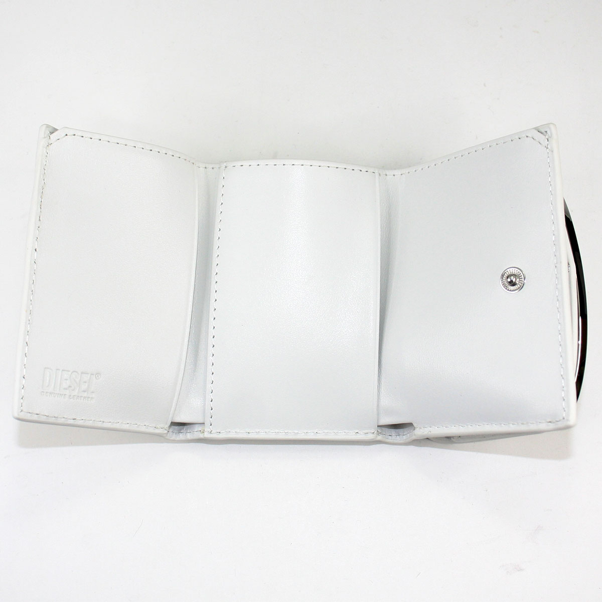 DIESEL ディーゼル ホワイト 三つ折り財布 Dロゴ 割引 DIESEL