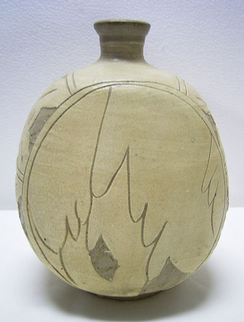 楽天市場】鶏龍山 粉青沙器 掻落扁壺 高さ約19cm 李朝 韓国 朝鮮 美品