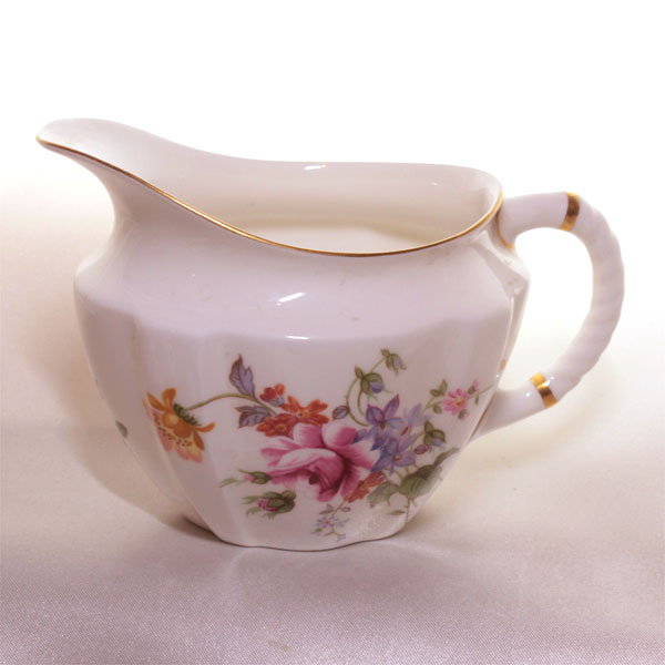 ロイヤルクラウンダービー ミルクジャグ トラディショナル イマリ