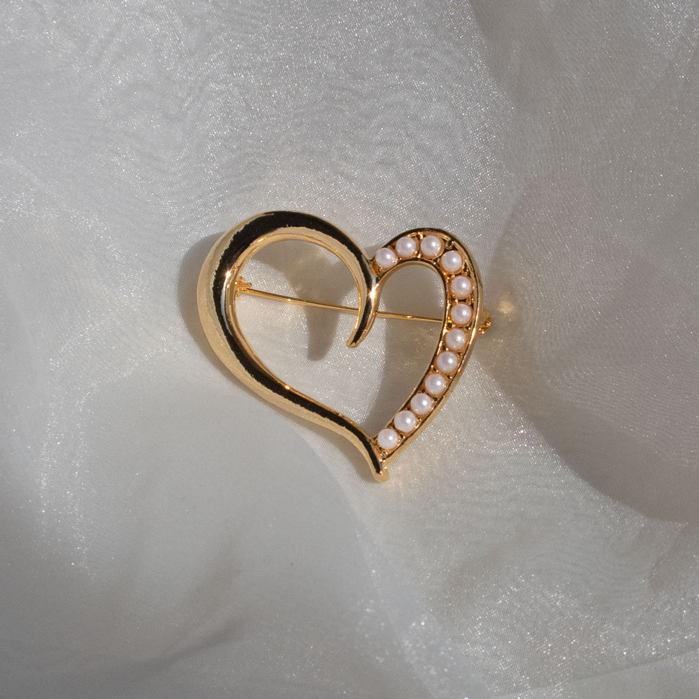 楽天市場】【最大10％OFFクーポン！】 ブローチ ハート 日本製 K18GP
