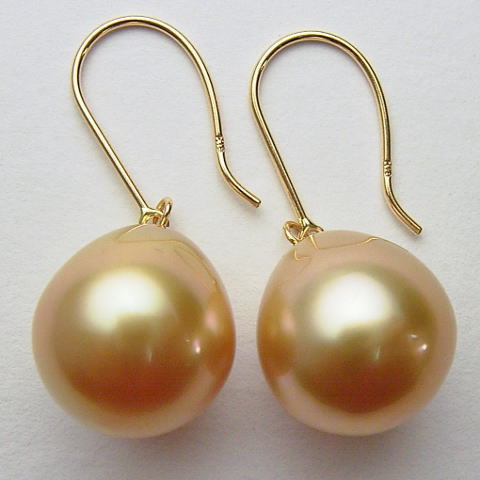 楽天市場】K18南洋白蝶真珠ピアス(ナチュラルゴールド)【11mm-12mm