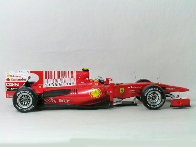 1⁄18 フェラーリ F10 2010 フェルナンド アロンソ Mattel Hot Wheels