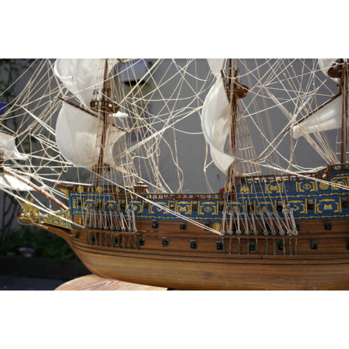 楽天市場】帆船模型 ソブリン.オブ．ザ．シーズ号(青)Mサイズ