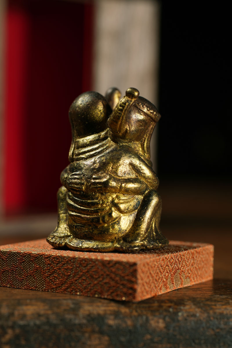 楽天市場】聖天（歓喜天）銅造古金色仕上げ厨子付 : 仏像仏画チベット