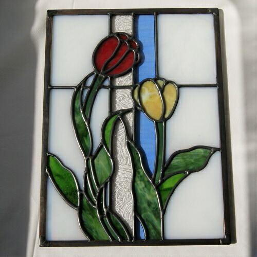 ステンドグラス♦︎赤いチューリップ ステンドグラス・赤い