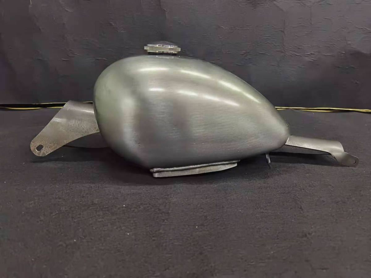 ピーナッツタンク バイク 値下げ⭕️ ｱﾙﾐﾛﾝｸﾞﾋﾟｰﾅｯﾂﾀﾝｸ(年式04y～06yXL