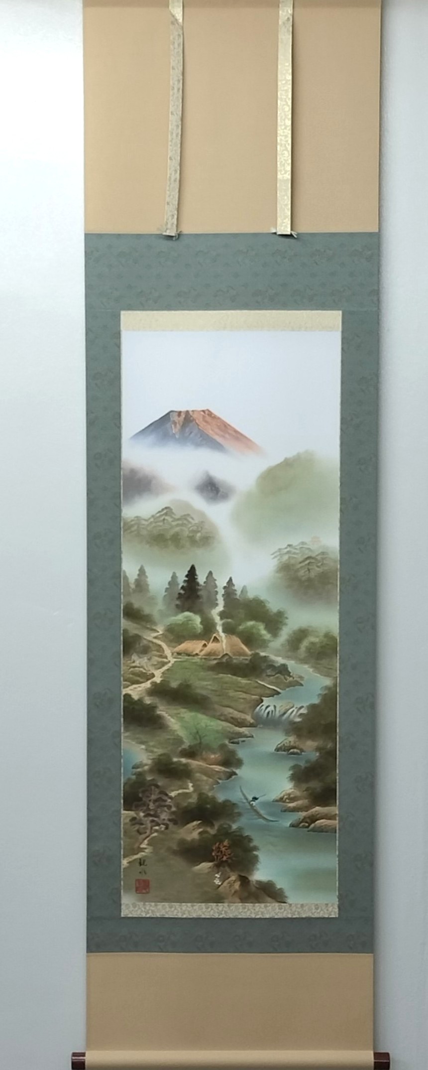 楽天市場】掛け軸 風水霊峰四神図 44.5cm×164cm 化粧箱入