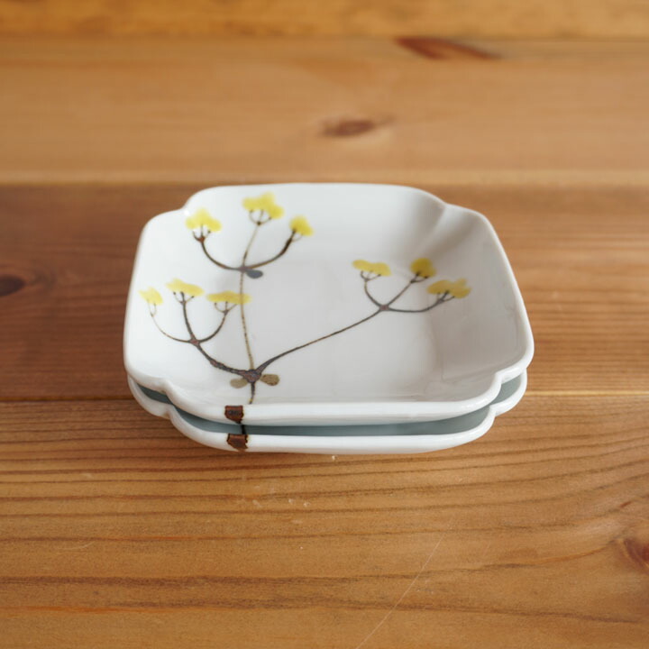 色絵 隅入角皿 5枚 色絵 隅入角皿 5枚 色絵隅入角皿5枚