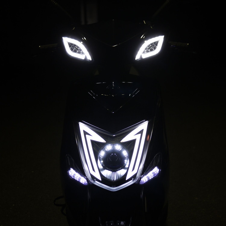 CTH ヘッドライト(インナー艶消しブラック)セット シグナス 3型 CTH