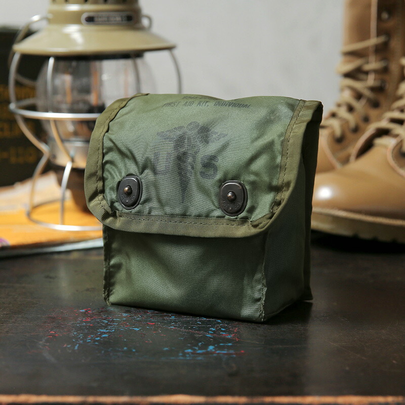 LC-2ファーストエイドポーチ（ポーチ・インサートケース・包帯）米軍