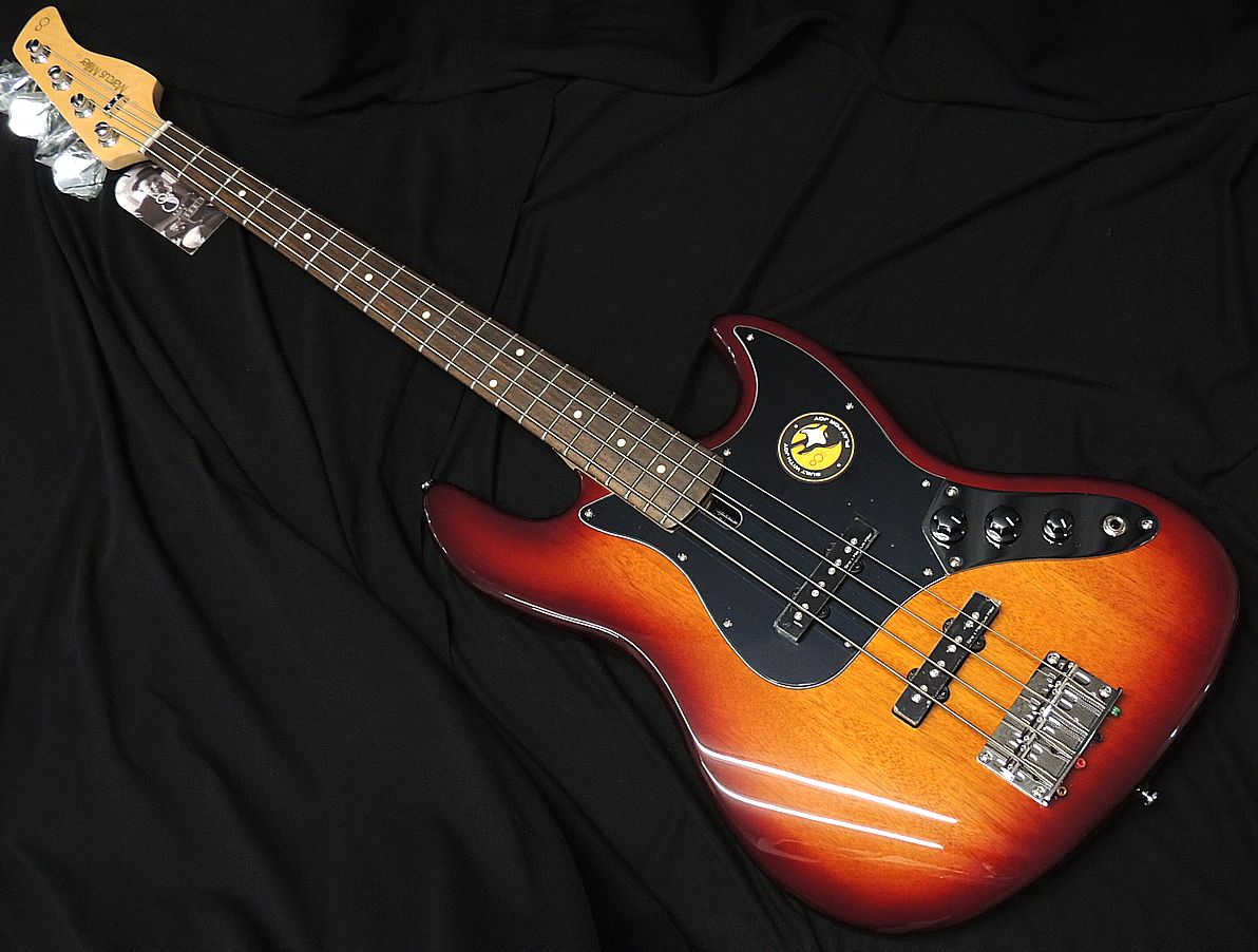 エレキベース サンバースト 4弦 Fender エレキベース サンバースト 4弦