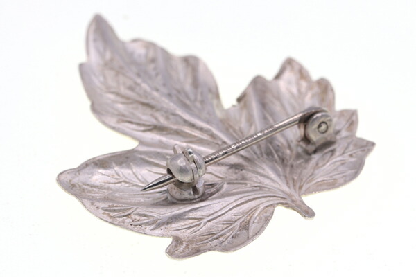 ティファニー ブローチ リーフ SV スターリングシルバー925