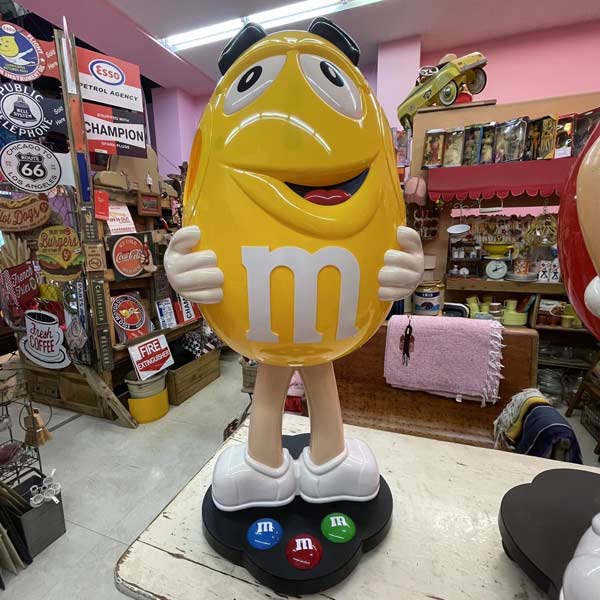 m&m's特大店舗ディスプレイ M&M's 超大型 店舗用ディスプレイ ストアー