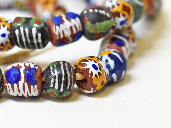 アフリカとんぼ玉 「人面」ミルフィオリ アフリカとんぼ玉ミルフィオリ