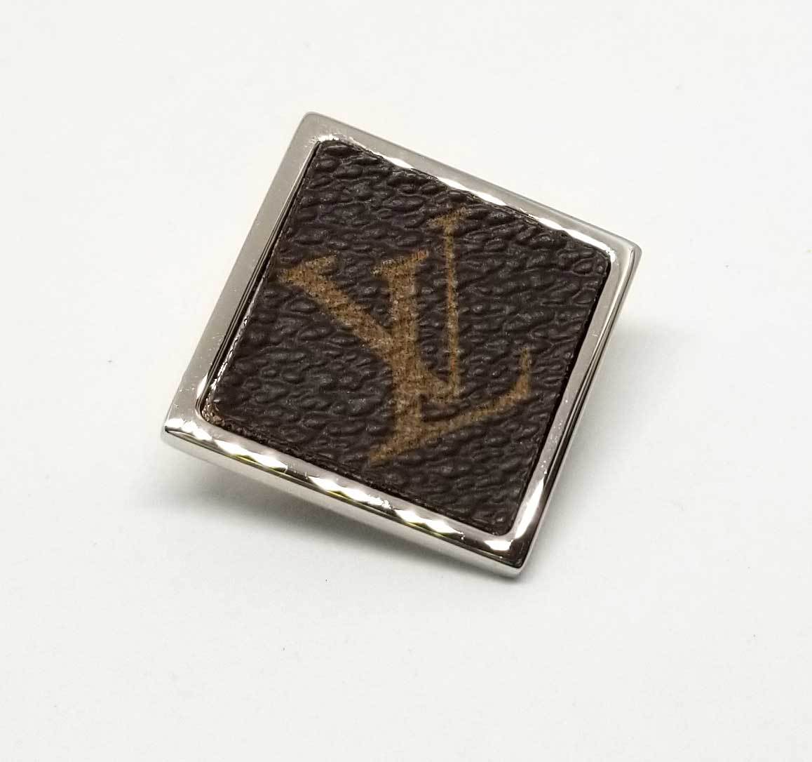 Louis Vuitton 卸売 ロゴブローチ ヴィトン Louis Vuitton ロゴ