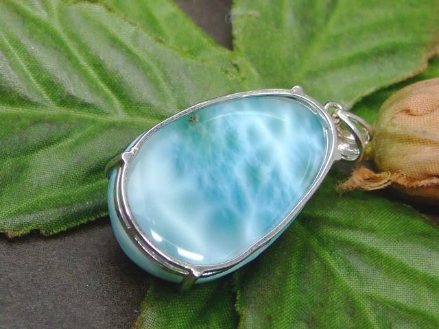 楽天市場】53400 鑑別書付き ペンダントトップ 30mm×20mm 特級