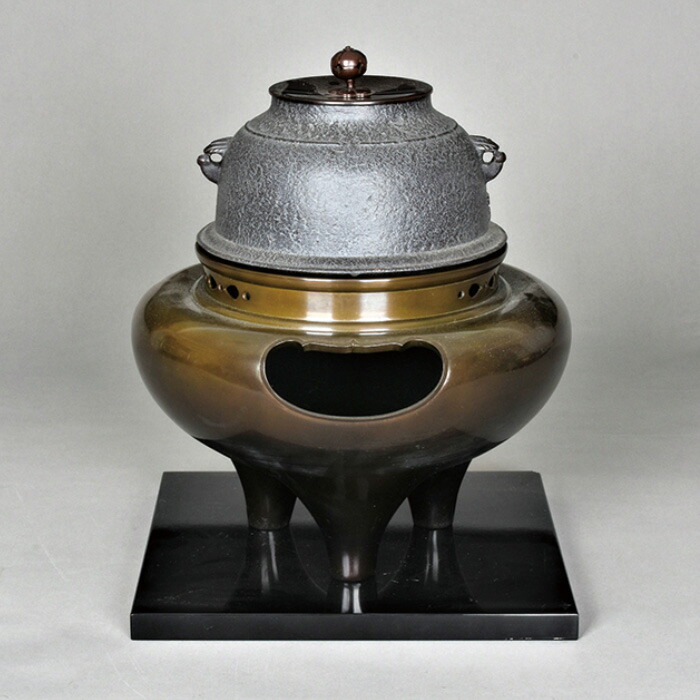 □ 風炉師 麻生雄芳 菊地政光釜添 唐銅朝鮮風炉 巧野々田伝