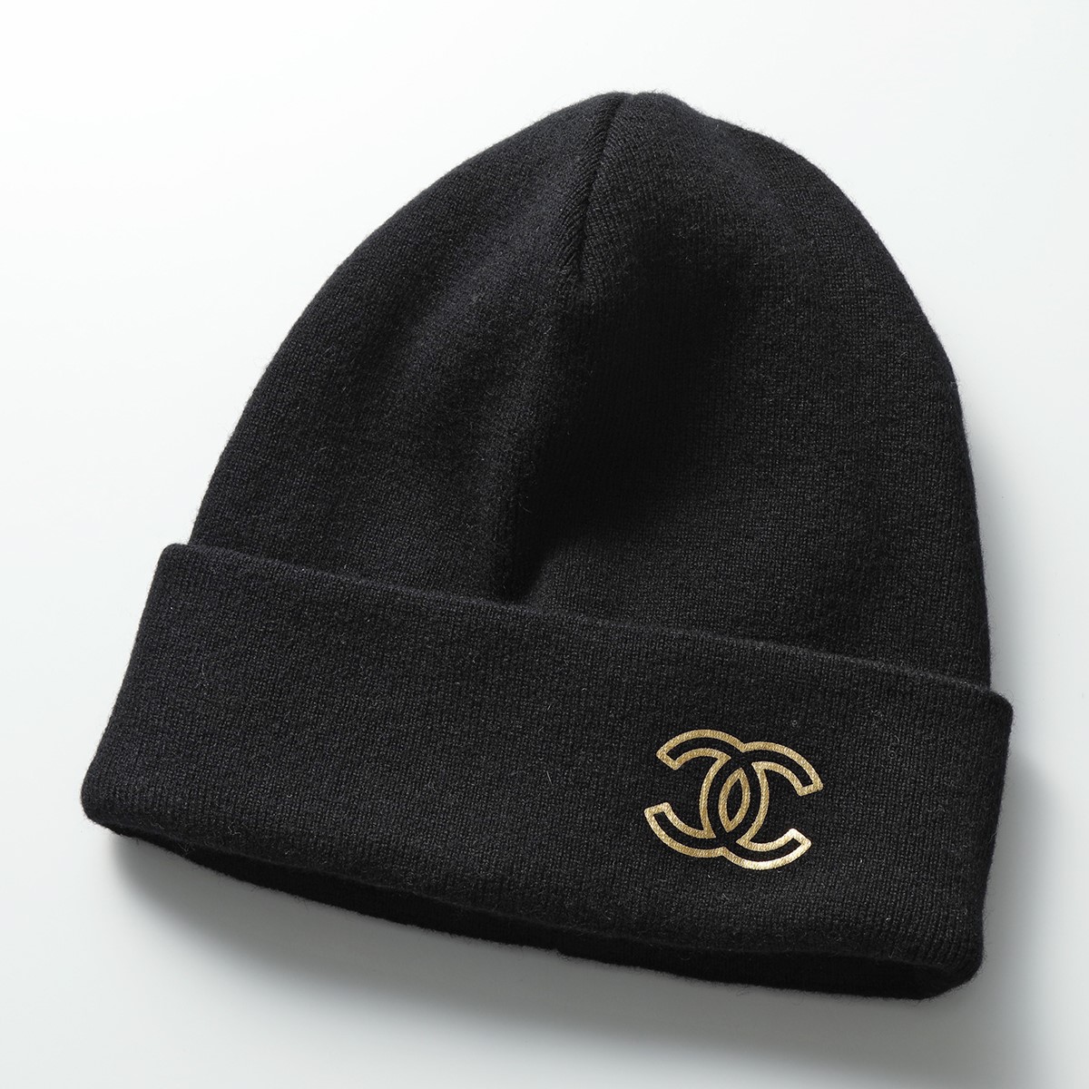 明日花キララちゃん着用色違いCHANELシャネルニット帽カシミアホワイト