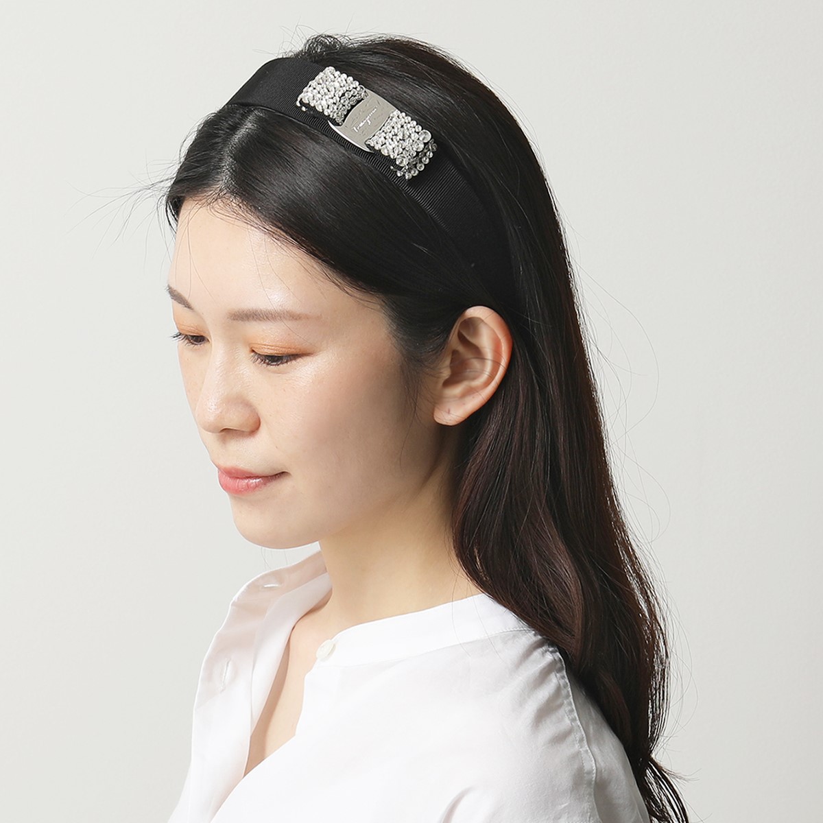 フェラガモ ヴァラリボンカチューシャ オールブラック ビジュー ライン