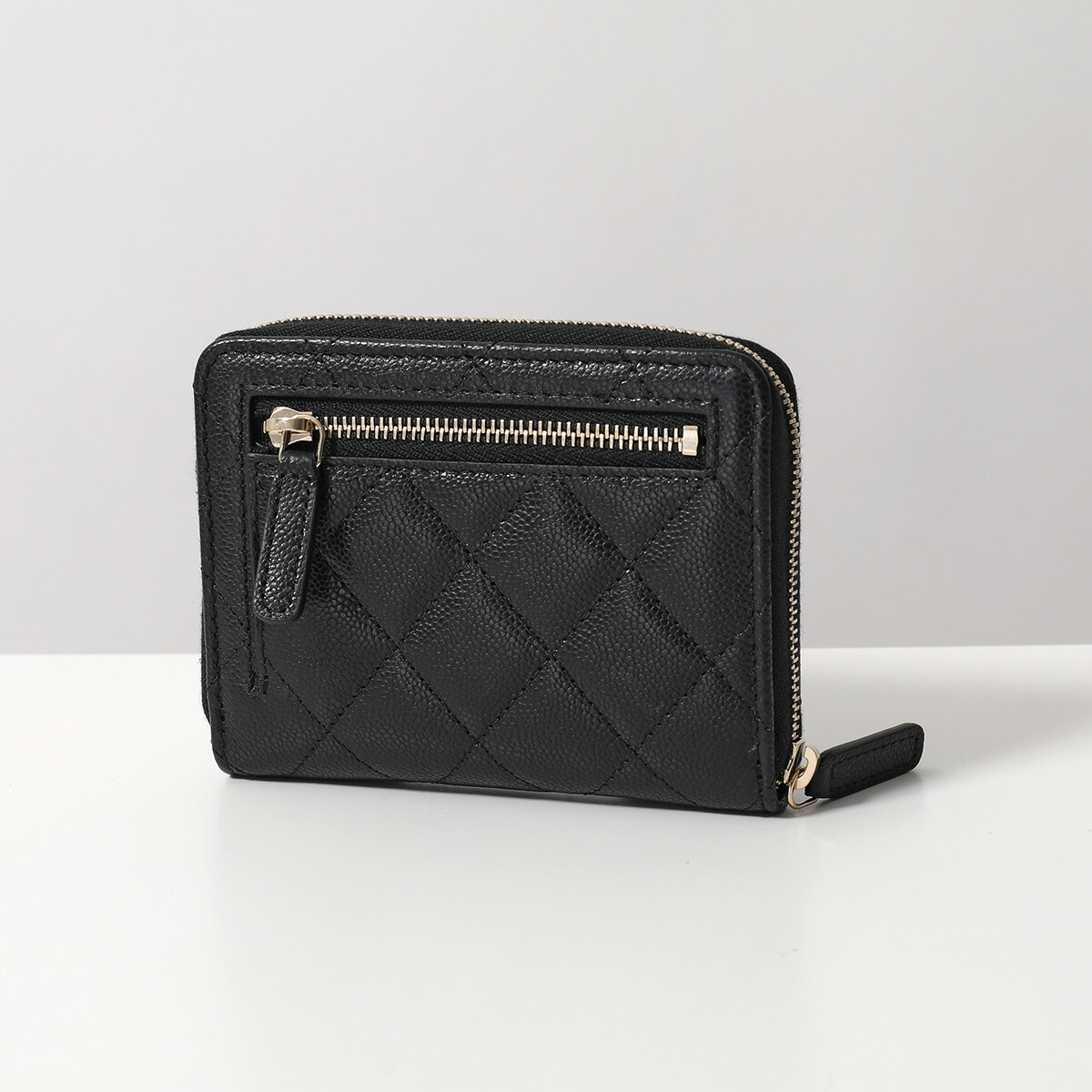 CHANEL キルティング 二つ折り財布 ブラック