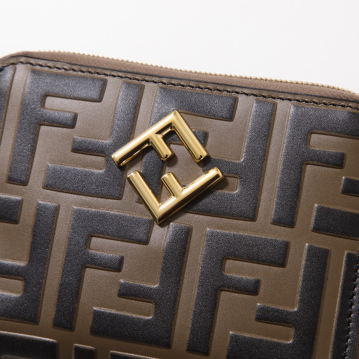 楽天市場】FENDI フェンディ 二つ折り財布 8M0508 ADYM レディース