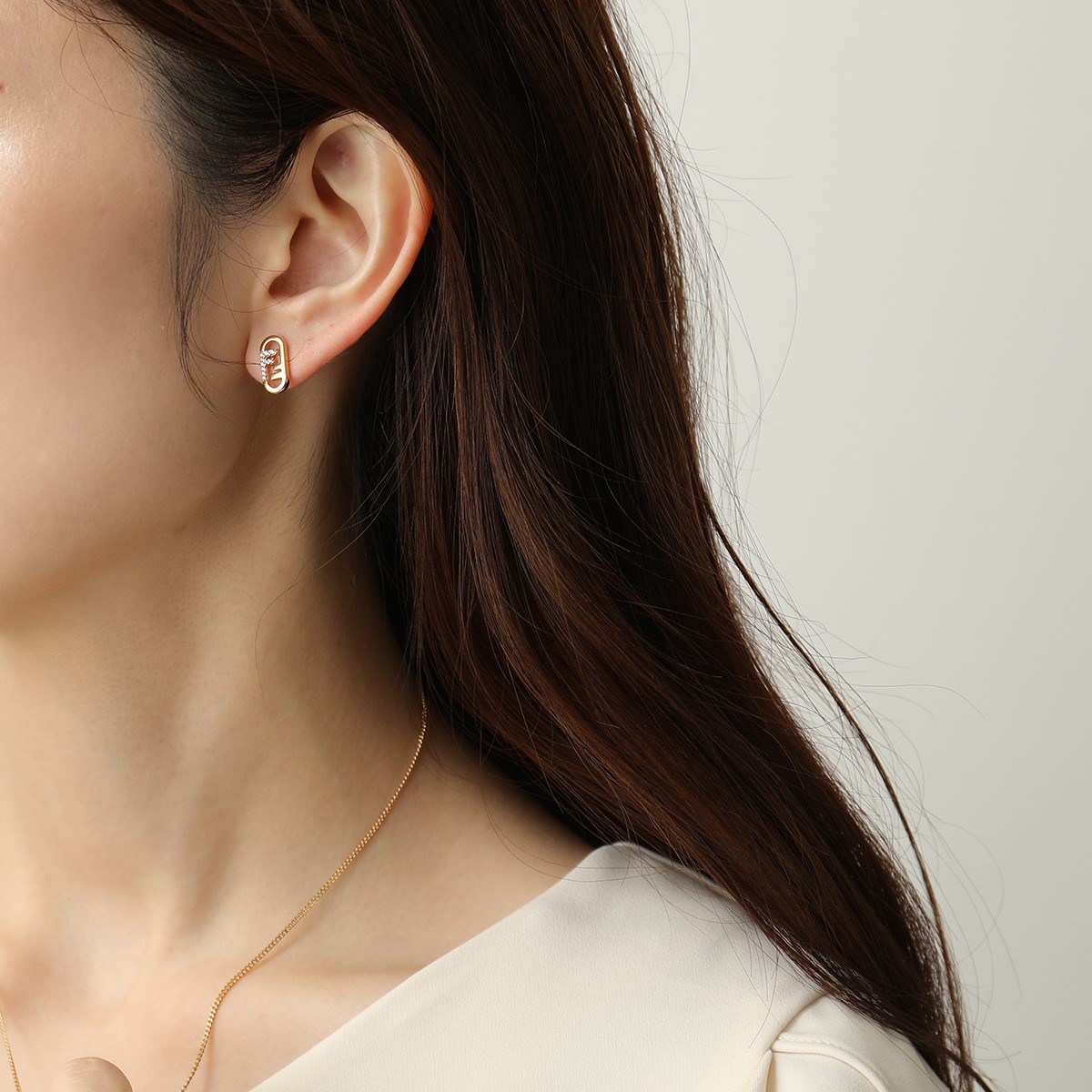FENDI オーロック ピアス