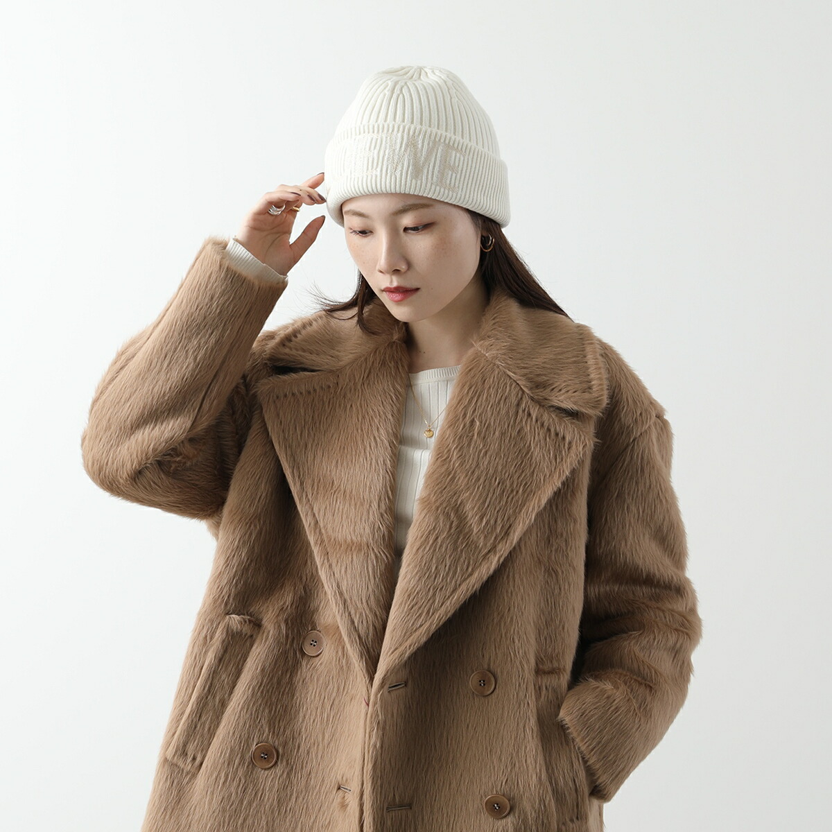 期間限定値下げ※【極美品】LOEWE 刺繍ロゴ ビーニー ニットキャップ