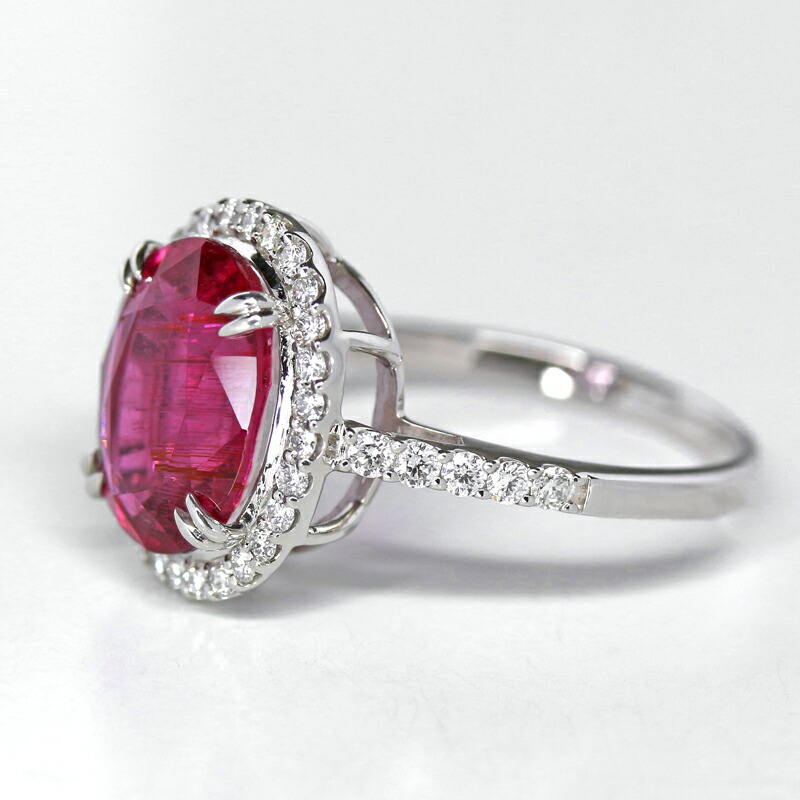 pt900．トルマリン(ダイヤモンド入り)指輪(未使用)N o.1312. pt900