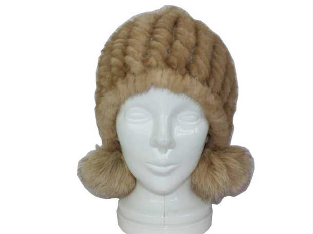 楽天市場】ミンクファー編み込み帽子 フォックスファーポンポン付き 耳