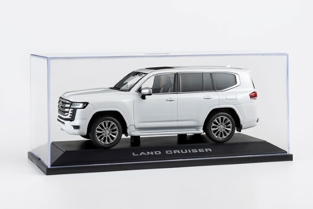 TOYOTA 40ALPHARD ホワイトミニカー1/30ダイキャスト 未開封】40