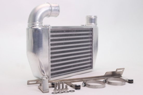 ハイエースHDiインタークーラー