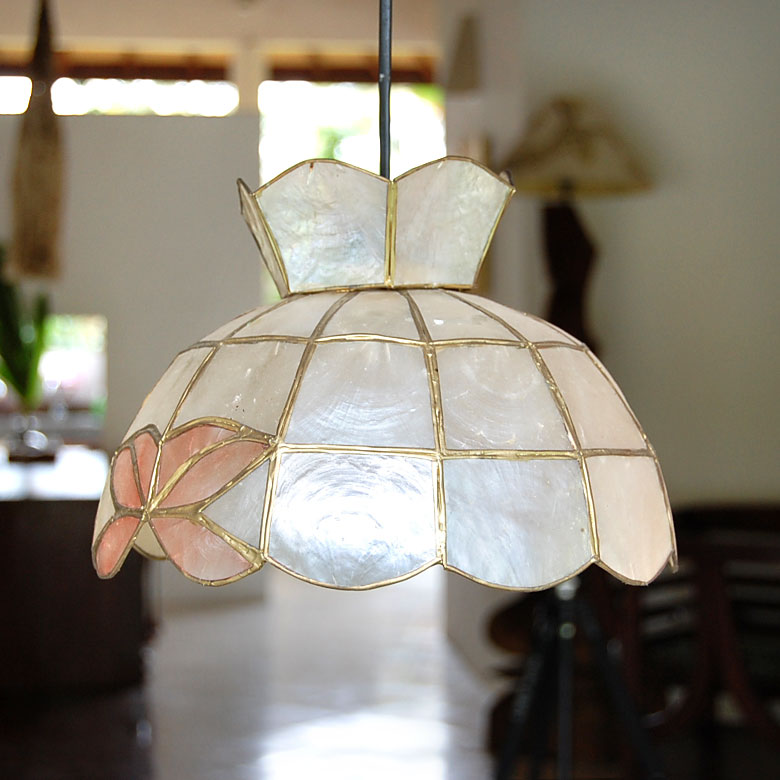 楽天市場】カピスシェルのペンダントライト アジアン ランプシェード