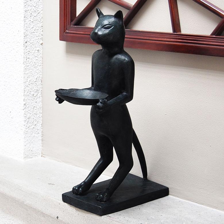 バリ島皿持ち猫 バリ猫 ブロンズ
