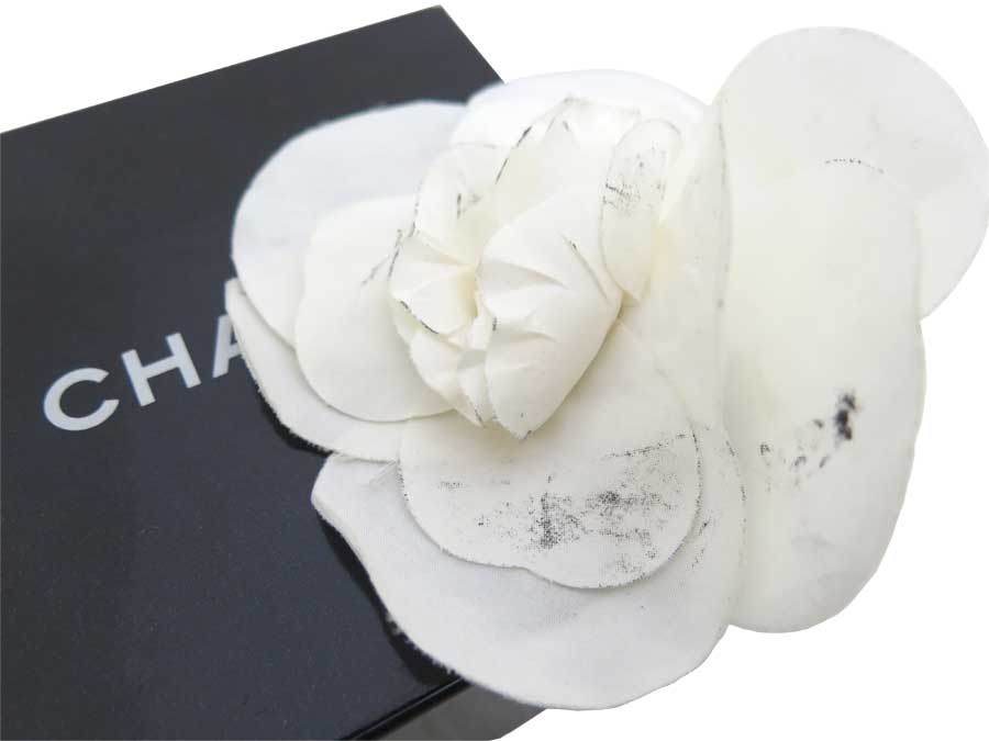 シャネル カメリア ピンブローチ ピンバッジ コサージュ レディース