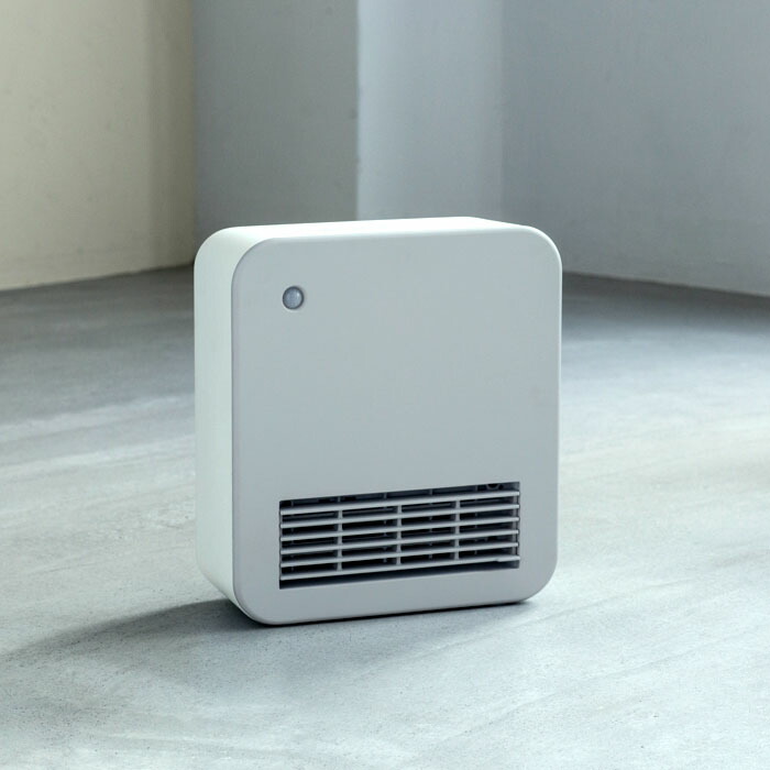 新品】2025年度製 THREEUPセラミックファンヒーター（ホワイト) 暖房