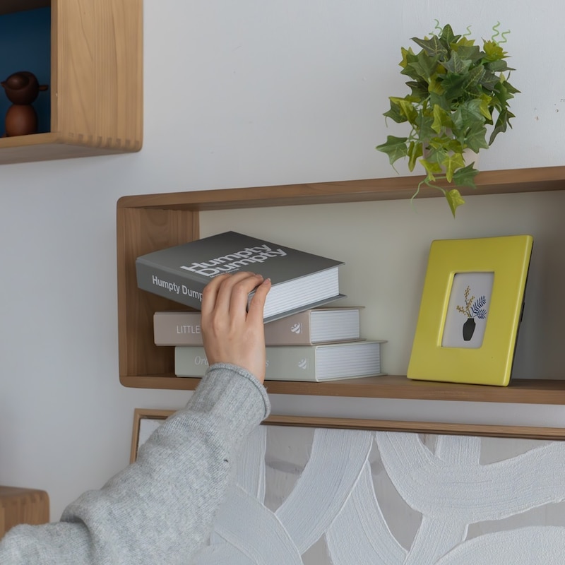 楽天市場】[SNSで話題] ピンで簡単設置 壁掛け ウォールシェルフ | 幅