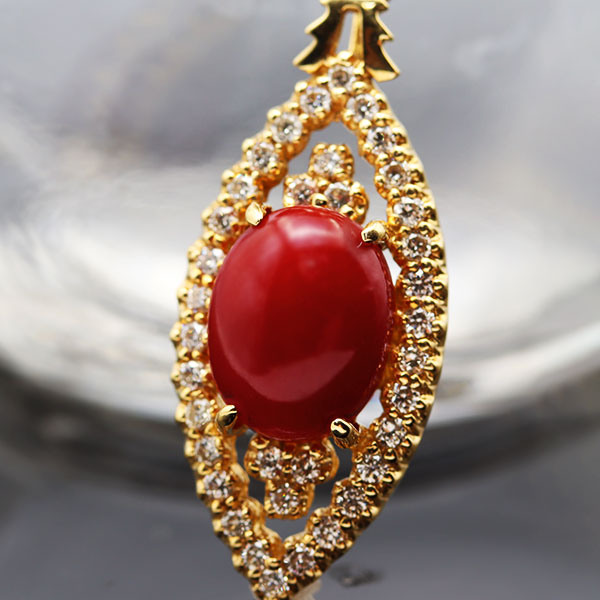 天然 血赤珊瑚 ブローチ 18K ダイヤモンド 天然 血赤珊瑚 ブローチ 18K