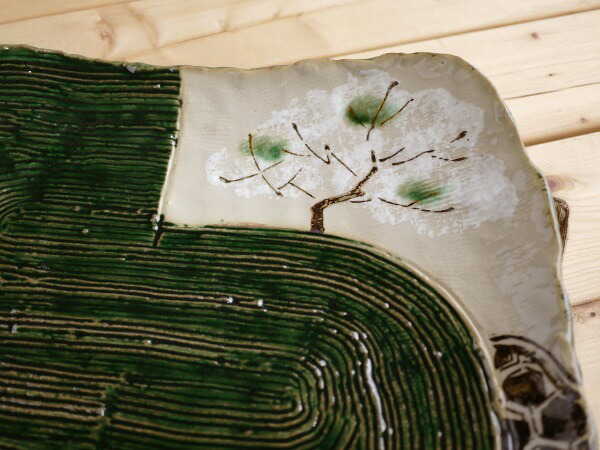 楽天市場】美濃焼 織部桜長角大皿 辺30.5x26.5x6.5cm【織部,緑,桜,大皿