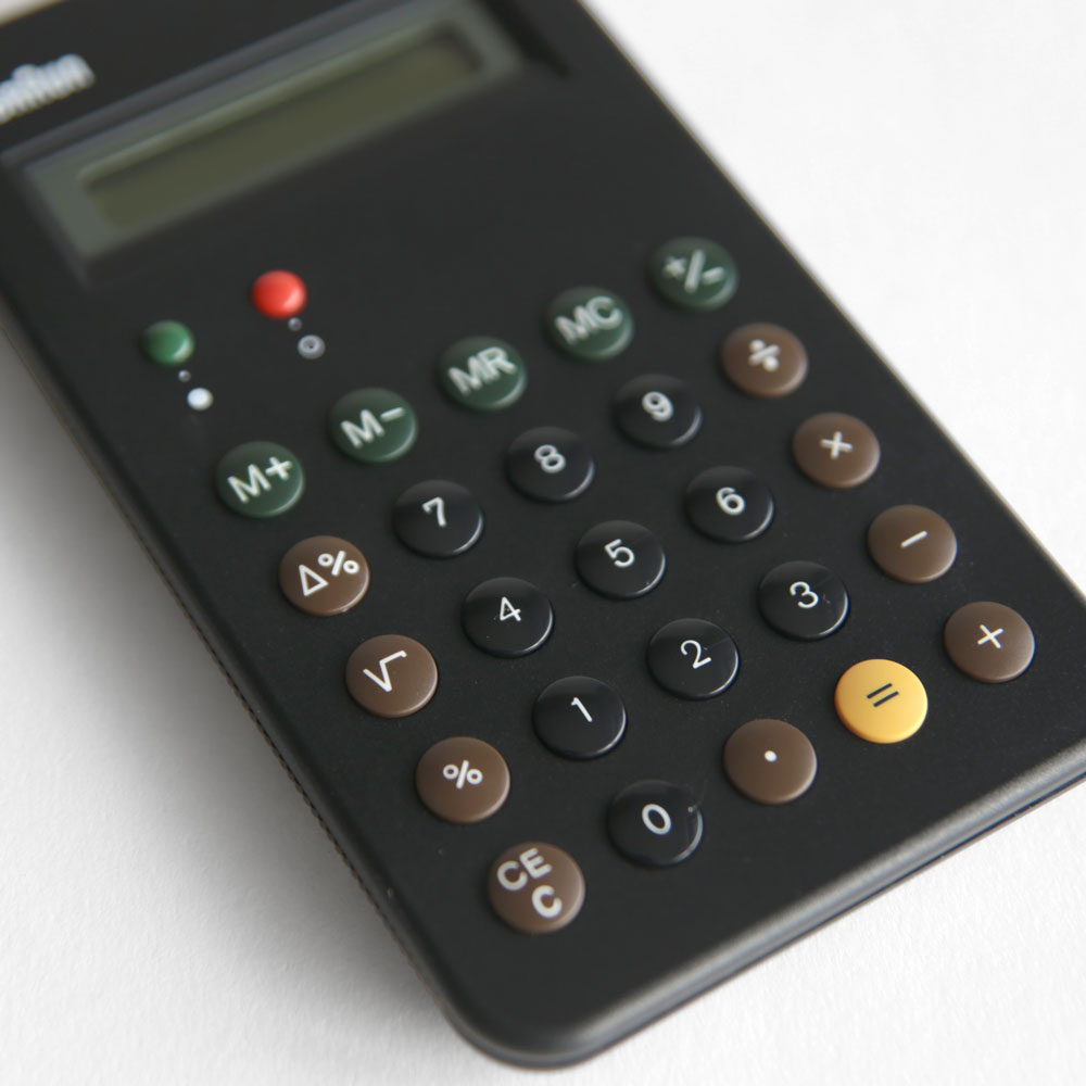 楽天市場】BRAUN ブラウン / Calculator BNE001BK｜電卓 ディーター