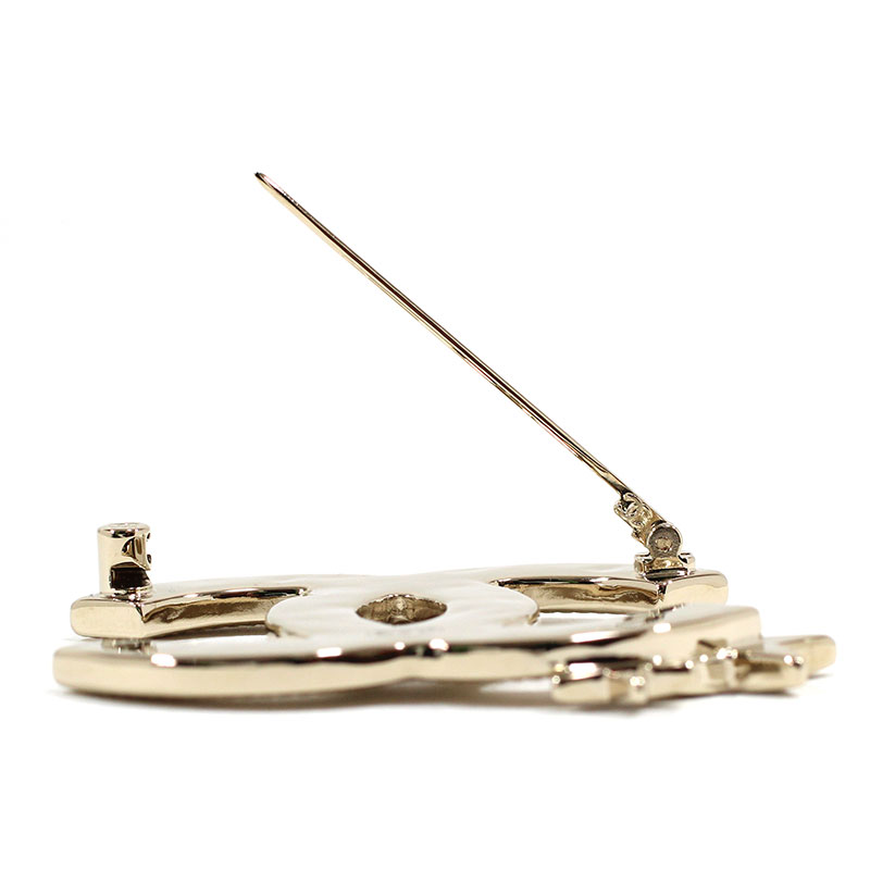 楽天市場】シャネル CHANEL ブローチ メタル CCマーク ストラス ライン