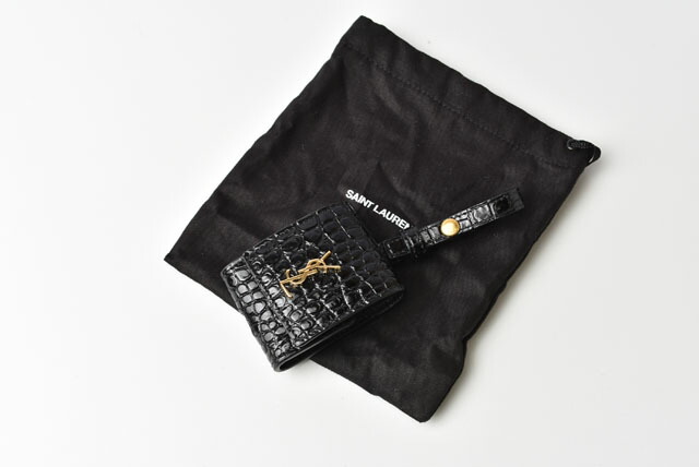 楽天市場】サンローランパリ AirPods 第1世代/AirPods 第2世代 ケース